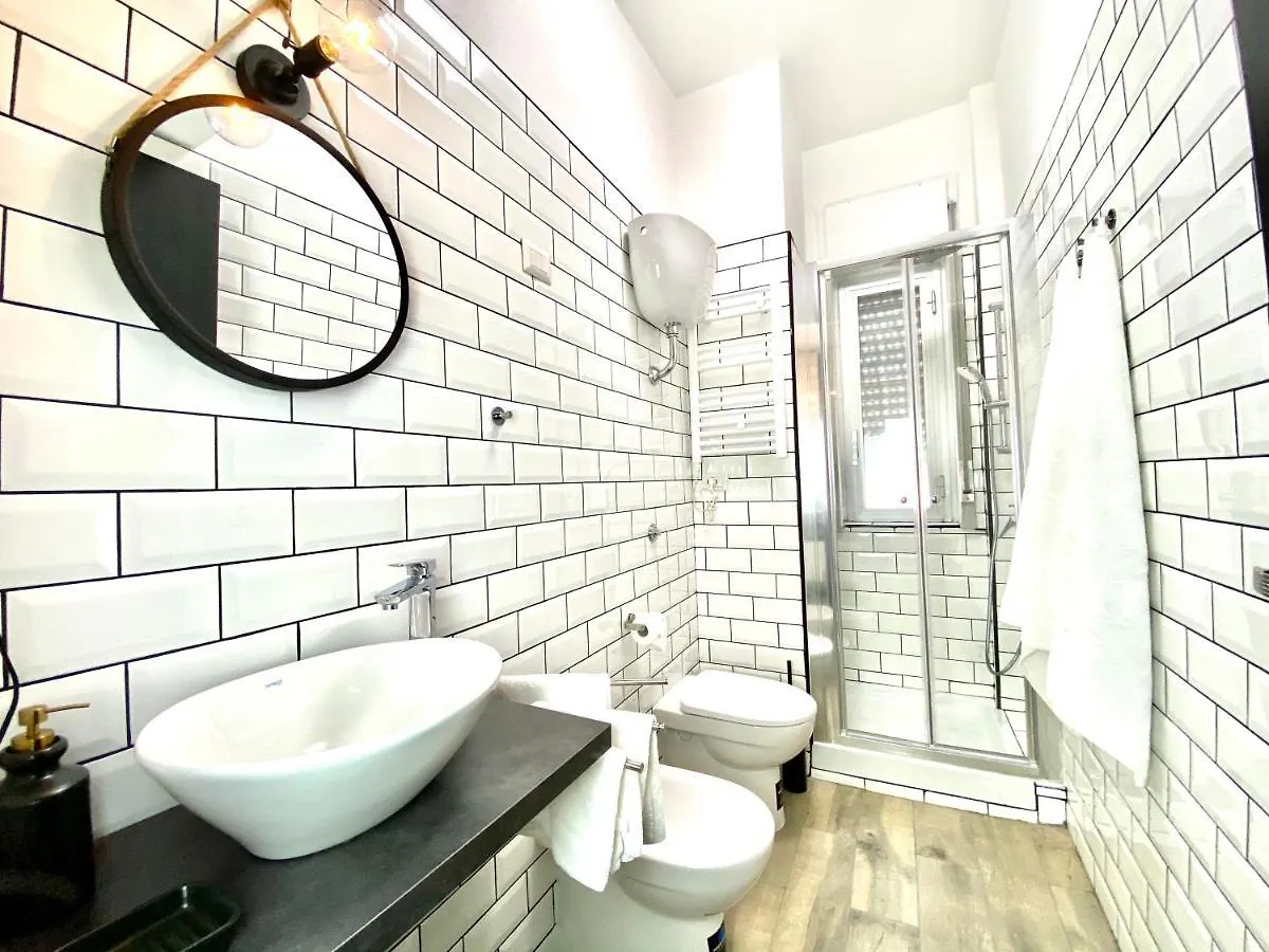 Linea1 Loft Apartment Naples 0*,