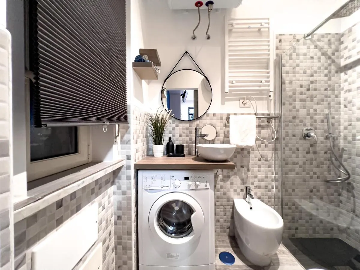 Linea1 Loft Apartment Naples 0*,